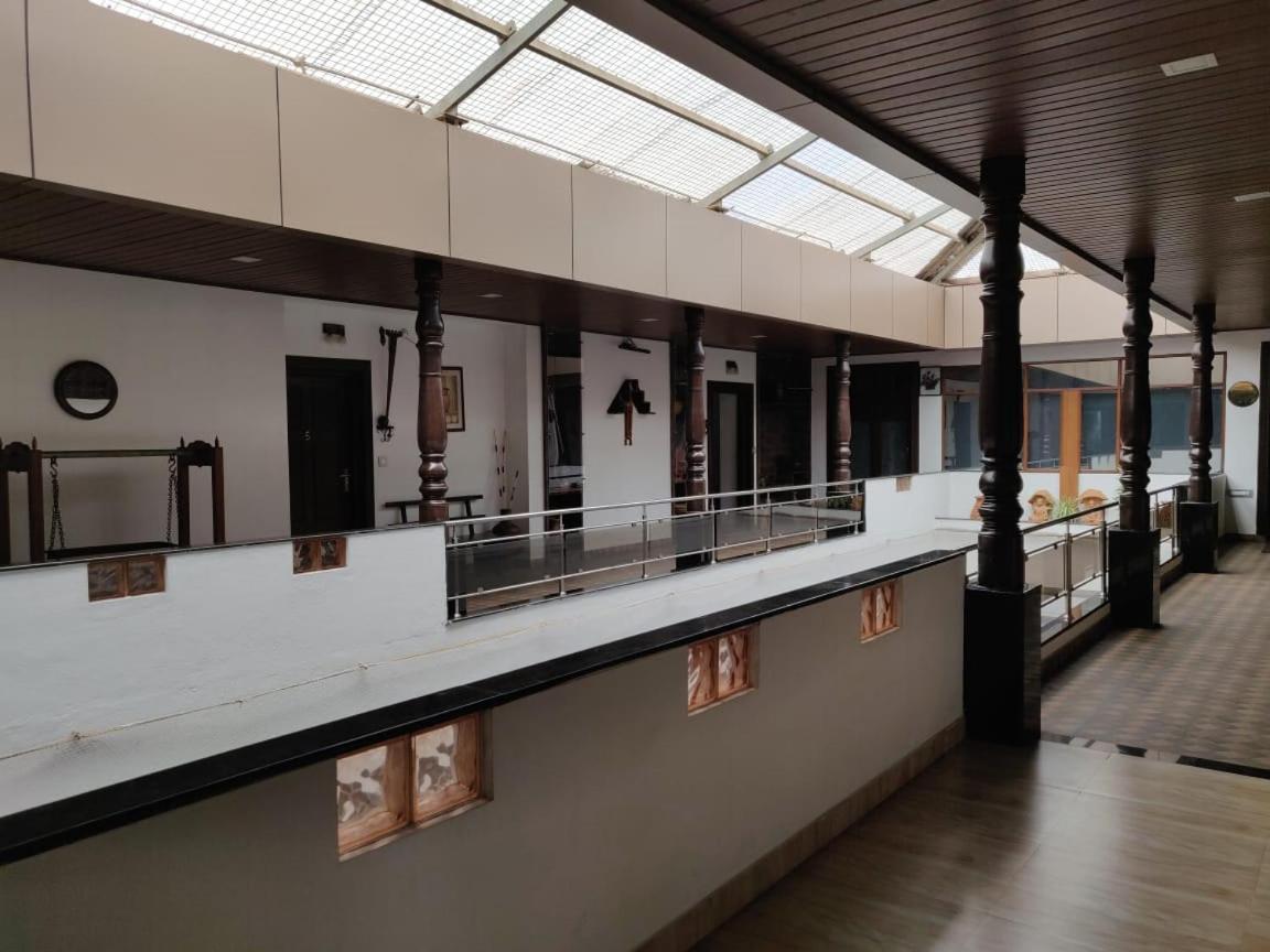Hotel Mudra Midtown Suites & Rooms Kalasa Zewnętrze zdjęcie