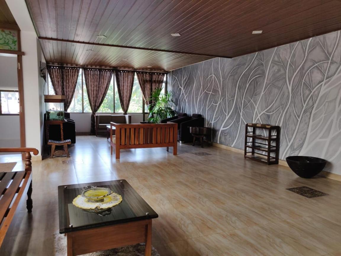 Hotel Mudra Midtown Suites & Rooms Kalasa Zewnętrze zdjęcie