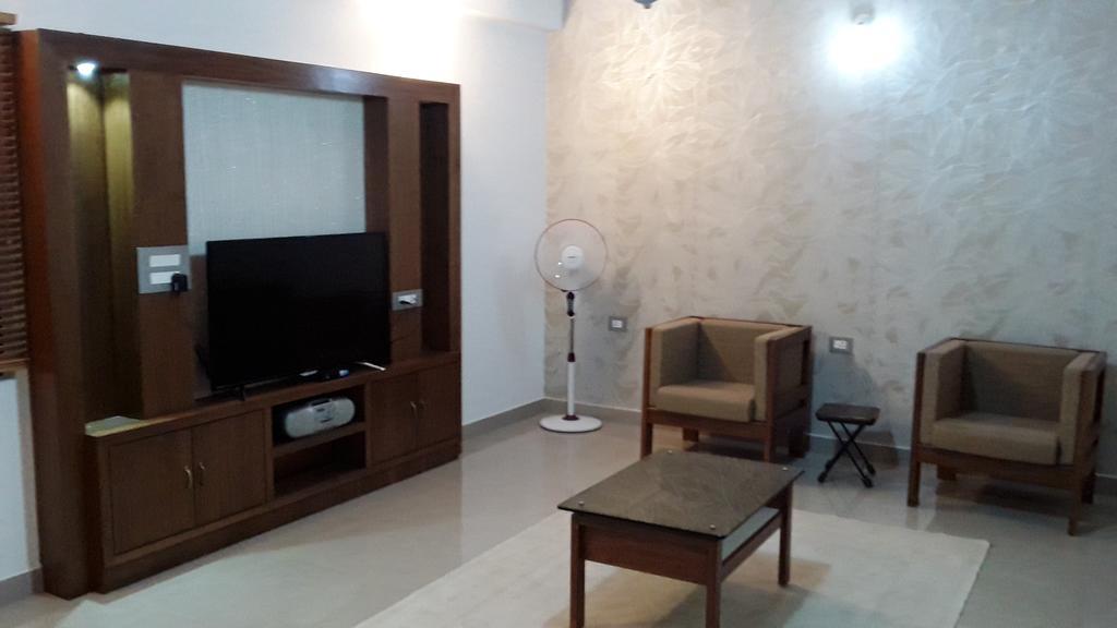 Hotel Mudra Midtown Suites & Rooms Kalasa Zewnętrze zdjęcie
