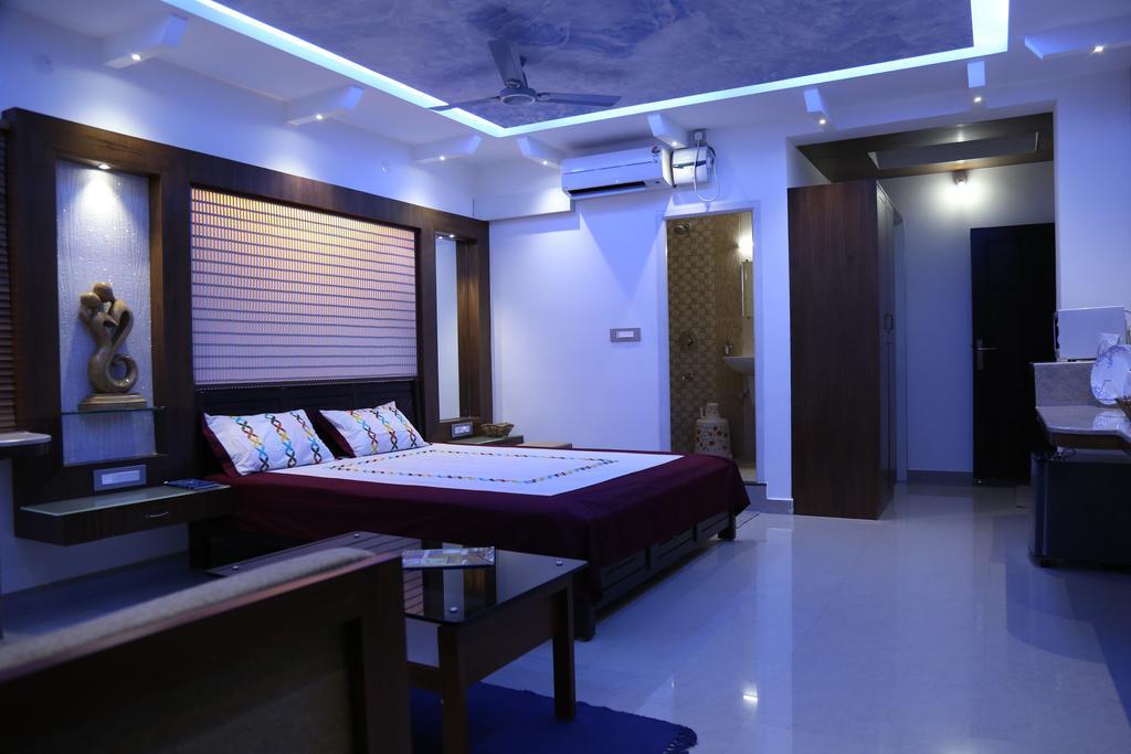 Hotel Mudra Midtown Suites & Rooms Kalasa Zewnętrze zdjęcie