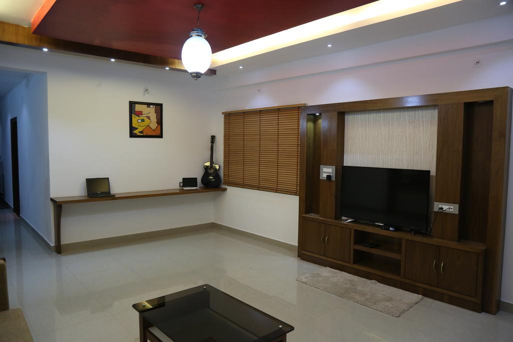 Hotel Mudra Midtown Suites & Rooms Kalasa Zewnętrze zdjęcie