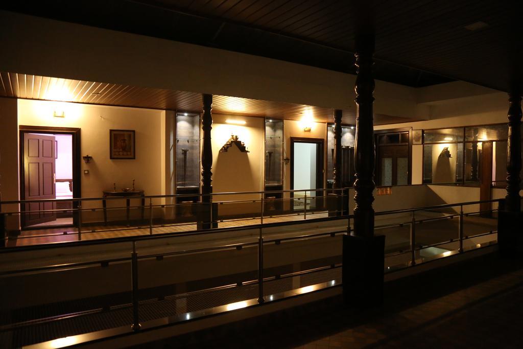 Hotel Mudra Midtown Suites & Rooms Kalasa Zewnętrze zdjęcie